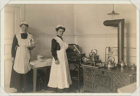 historie-sjove-tjenere-cafe-kølbert